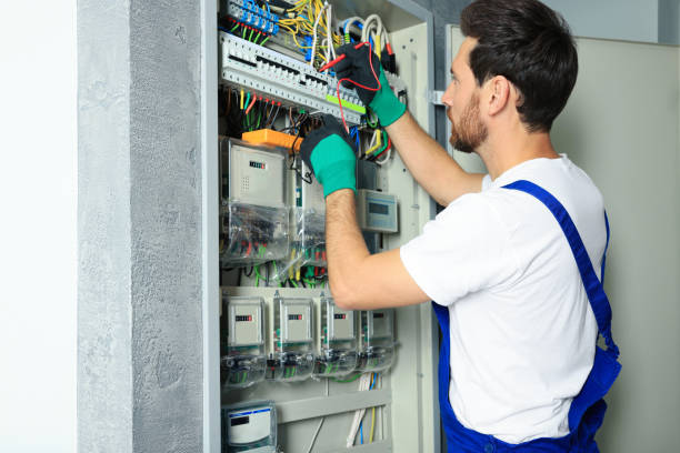 Best Electrical Contractors for Businesses  in Zionsville, IN